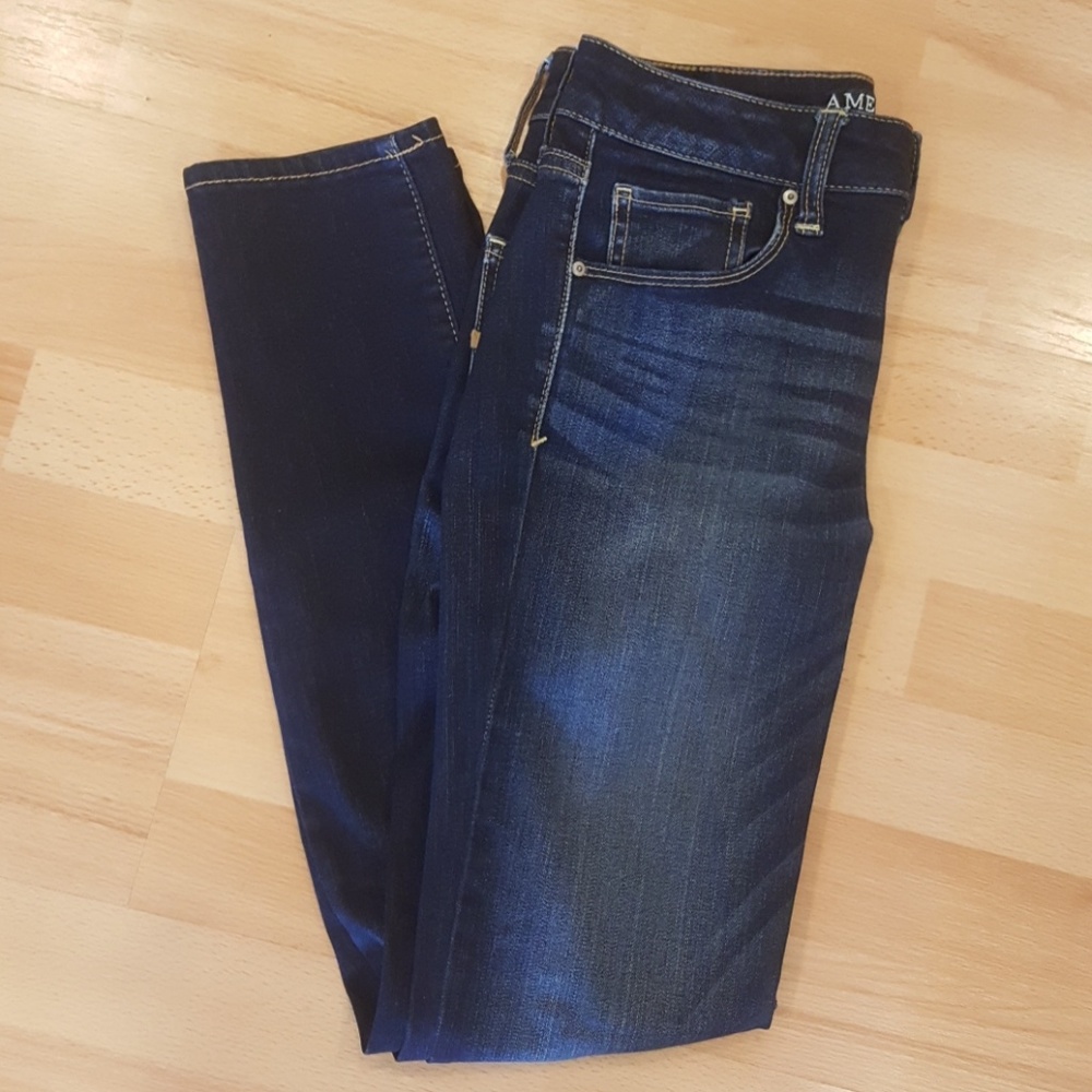 American Eagle Super Stretchy Denim X Skinnies